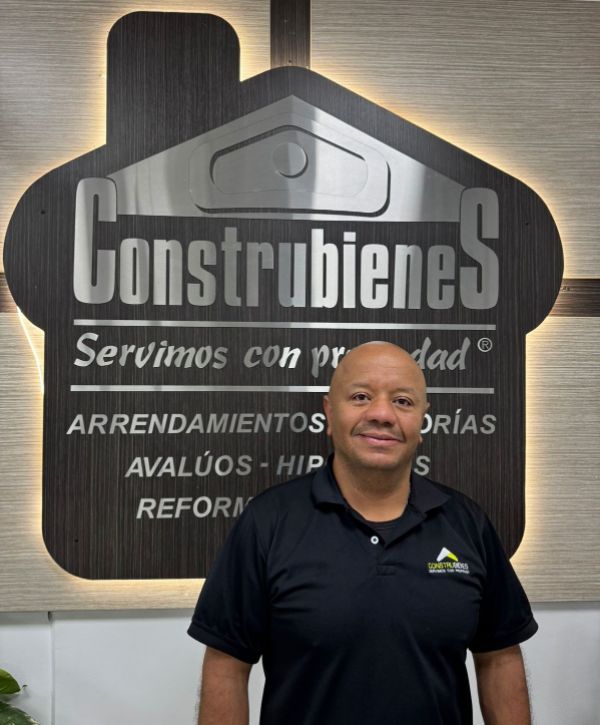 JHON VELEZ - Inventarista