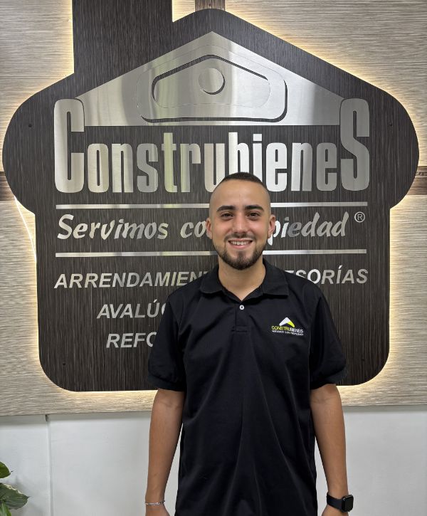NICOLÁS OCHOA - Asesor comercial/Arriendo